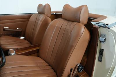 1970 Mercedes - Benz 280 SL AUTOMATIC