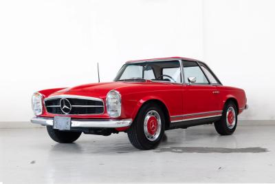 1968 Mercedes - Benz 280 SL Pagode
