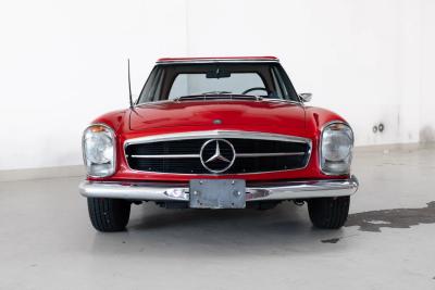 1968 Mercedes - Benz 280 SL Pagode