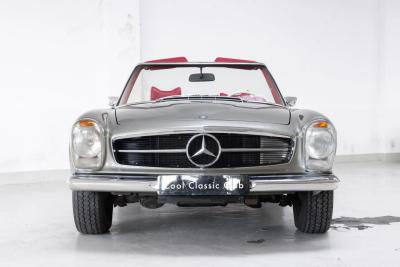 1968 Mercedes - Benz 280 SL
