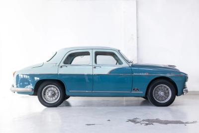 1956 Alfa Romeo 1900 Super Bicolore
