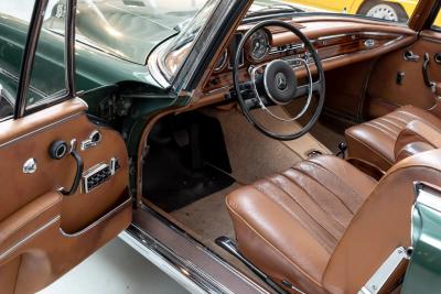 1967 Mercedes - Benz W112 300 SE Cabriolet