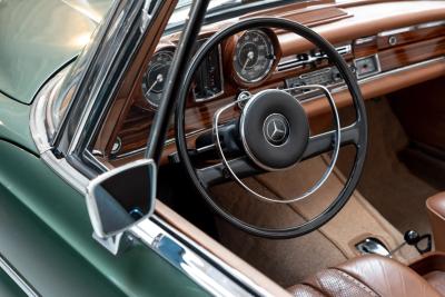 1967 Mercedes - Benz W112 300 SE Cabriolet