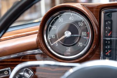 1967 Mercedes - Benz W112 300 SE Cabriolet