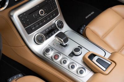 2012 Mercedes - Benz SLS AMG Roadster