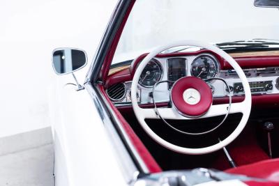 1964 Mercedes - Benz 230 SL Pagode