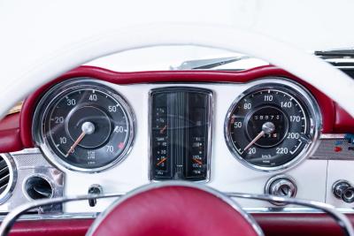 1964 Mercedes - Benz 230 SL Pagode