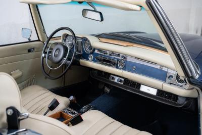 1971 Mercedes - Benz 280 SL Pagode