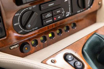 1999 Aston Martin V8 Coup&eacute;