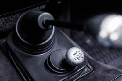 1989 Land Rover Defender 90 Tophat V8