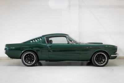 1965 Ford Mustang Fastback Restomod