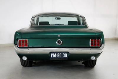 1965 Ford Mustang Fastback Restomod