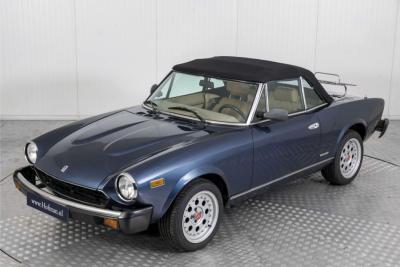 1985 Fiat 124 Spider Pininfarina