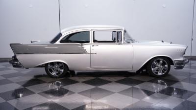 1957 Chevrolet Bel Air Restomod