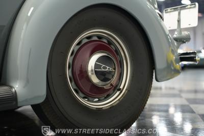 1937 Ford Tudor Sedan