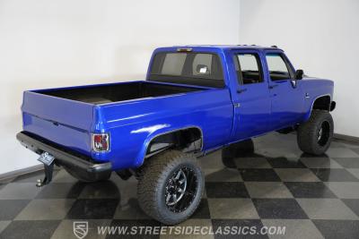 1984 Chevrolet K30 Silverado 4X4 3+3 CREW