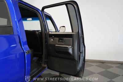 1984 Chevrolet K30 Silverado 4X4 3+3 CREW