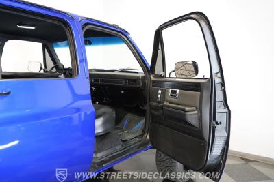 1984 Chevrolet K30 Silverado 4X4 3+3 CREW