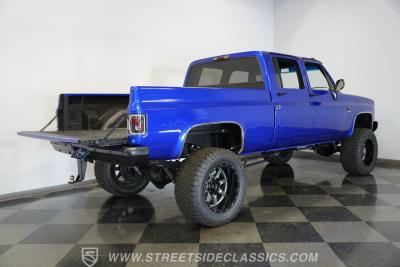 1984 Chevrolet K30 Silverado 4X4 3+3 CREW