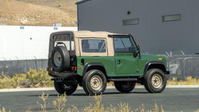 1994 Land Rover Defender 90 NAS LS-Conversion
