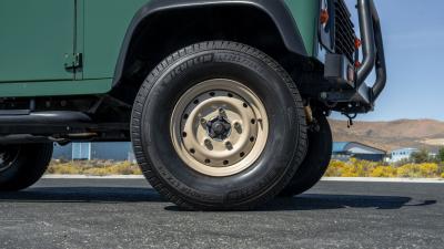 1994 Land Rover Defender 90 NAS LS-Conversion