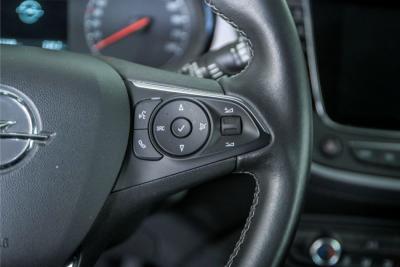 2020 Opel Crossland X