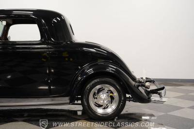 1934 Ford 3-Window Coupe