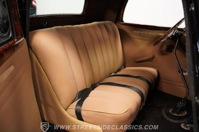 1934 Ford 3-Window Coupe