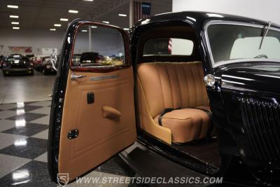 1934 Ford 3-Window Coupe