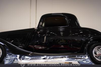 1934 Ford 3-Window Coupe