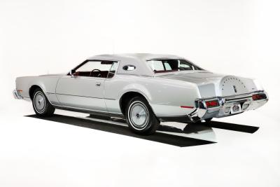 1973 Lincoln Continental MK IV Silver Luxury