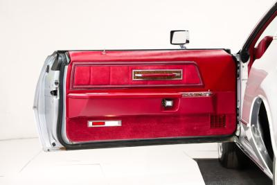 1973 Lincoln Continental MK IV Silver Luxury