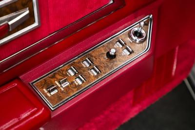 1973 Lincoln Continental MK IV Silver Luxury