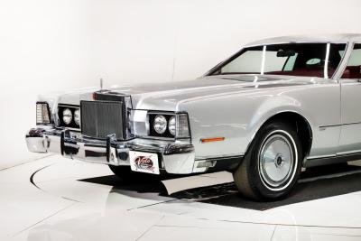 1973 Lincoln Continental MK IV Silver Luxury