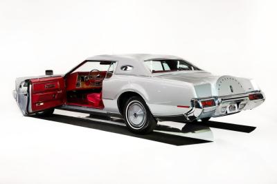 1973 Lincoln Continental MK IV Silver Luxury