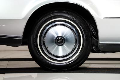 1973 Lincoln Continental MK IV Silver Luxury
