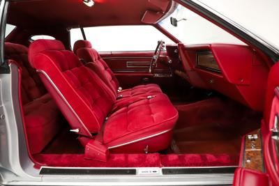 1973 Lincoln Continental MK IV Silver Luxury