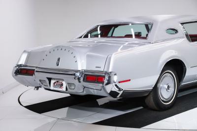1973 Lincoln Continental MK IV Silver Luxury