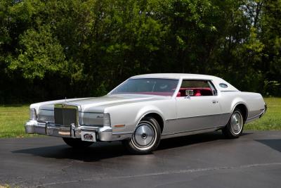 1973 Lincoln Continental MK IV Silver Luxury