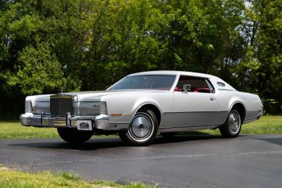 1973 Lincoln Continental MK IV Silver Luxury
