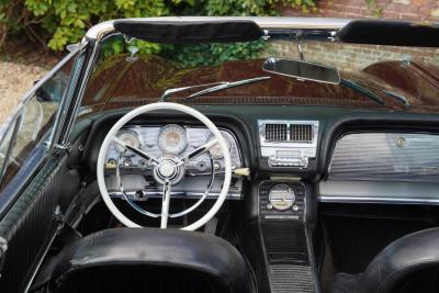 1960 Ford Thunderbird Convertible V8 352 ci