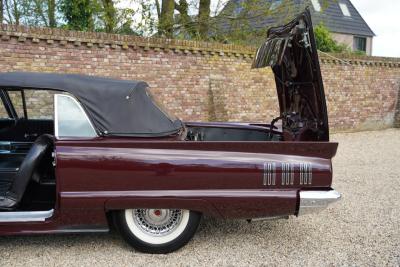 1960 Ford Thunderbird Convertible V8 352 ci