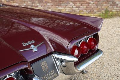 1960 Ford Thunderbird Convertible V8 352 ci