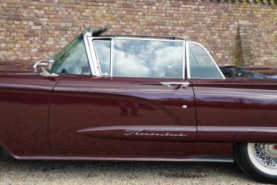 1960 Ford Thunderbird Convertible V8 352 ci