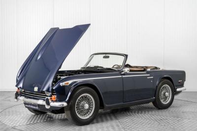 1968 Triumph TR5 TR250 overdrive spaakwielen