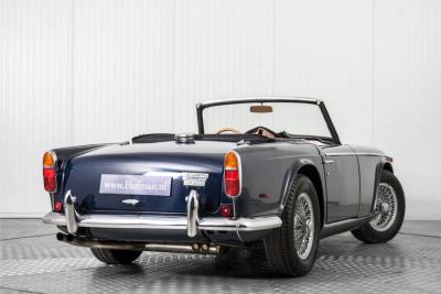 1968 Triumph TR5 TR250 overdrive spaakwielen