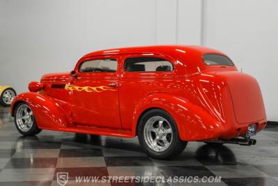 1937 Chevrolet Master Deluxe Sedan Street Rod
