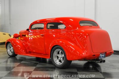 1937 Chevrolet Master Deluxe Sedan Street Rod