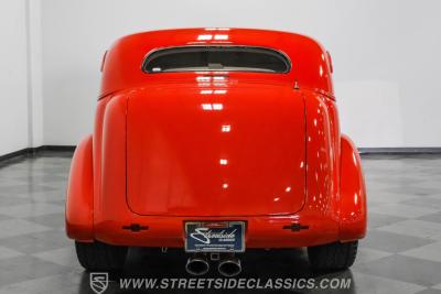 1937 Chevrolet Master Deluxe Sedan Street Rod