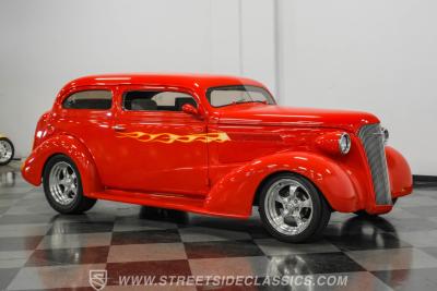 1937 Chevrolet Master Deluxe Sedan Street Rod